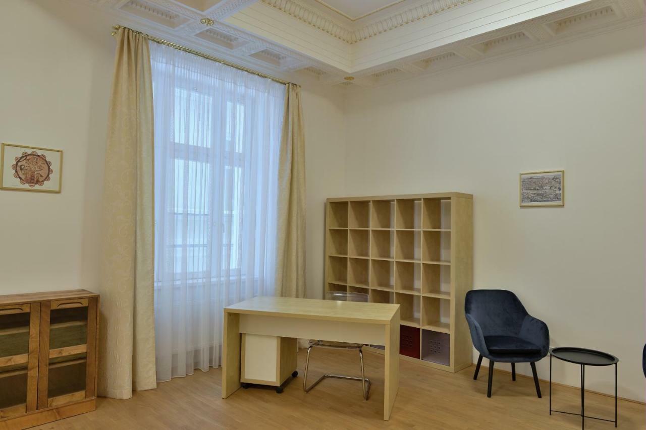 Kolonada Luxury 2 Bedroom Apartment With Balcony Mariánské Lázně Exterior foto